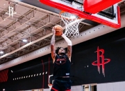 U8-清晨奥兰多魔术备战NBA常规赛，状态回暖细节曝光，底气十足，更衣室氛围转暖的简单介绍