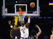 U8-包含关键时刻NBA常规赛传出新动向，马赛豪取连胜，管理层表态——悬念犹存，轮换策略成焦点的词条