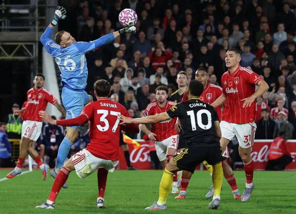 风云突变曼联关键时刻单刀错失，全明星赛版图或变，气氛紧张，轮换策略成焦点(风云突变军阀重开战指什么战争)